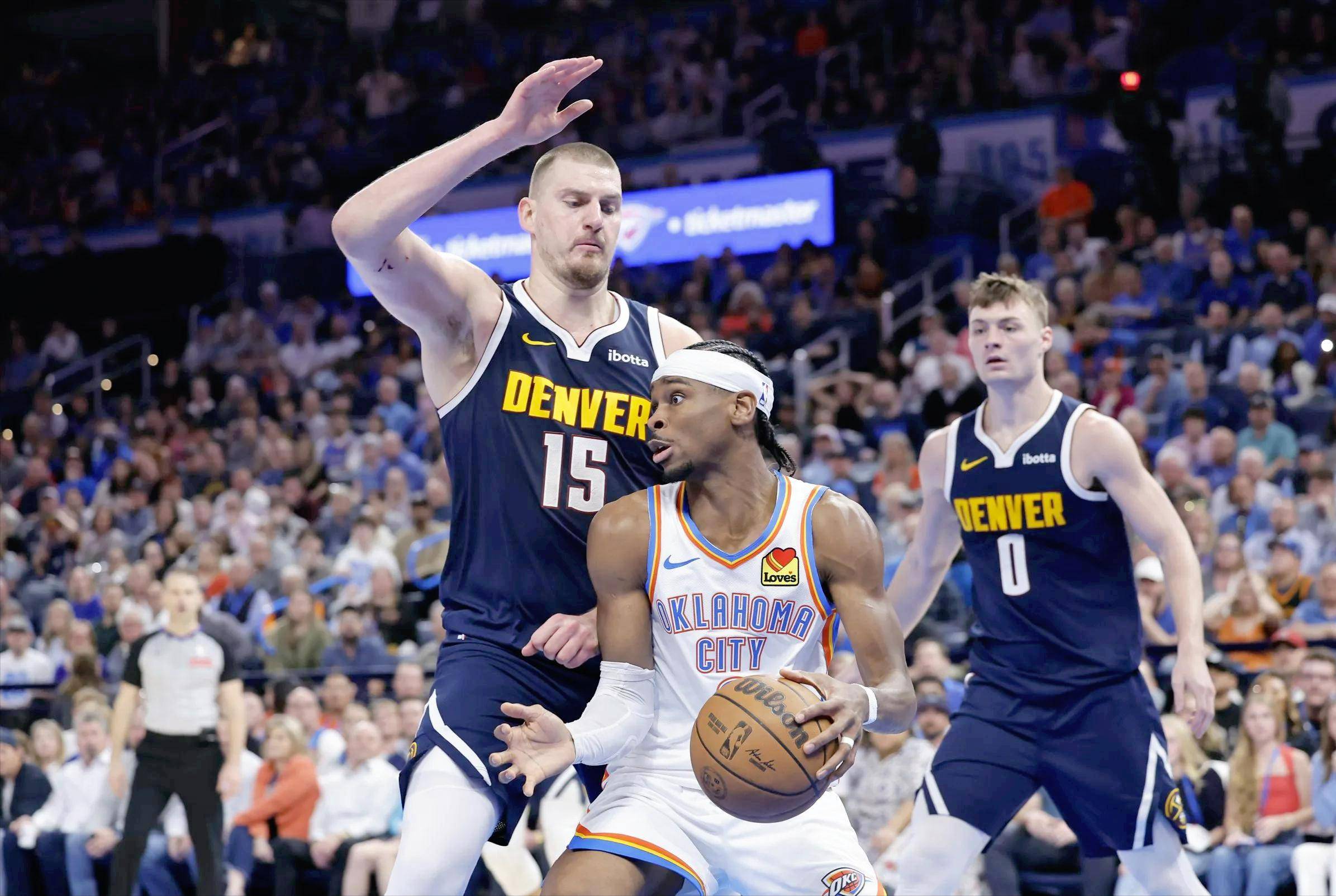 爱游戏官网入口-NBA季后赛陷入激烈争夺，球队迎战对手